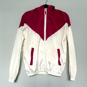 Vintage - hooded wind breaker